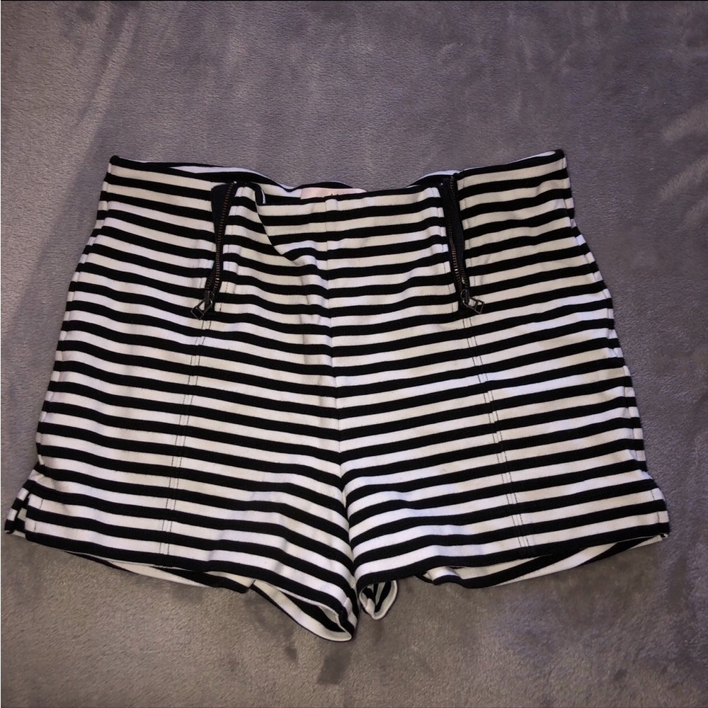 Sunday Best Black & White Striped High-Waist Shorts with Zipper Detail
